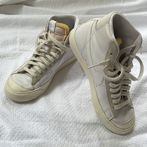 Nike Blazer Mid ‘77 trainers white Size 5 - Picture 3 of 10